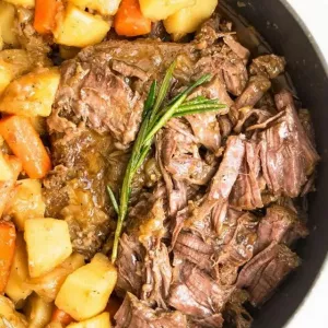 Kako kuhati pečenje u loncu u pećnici: ukusni recepti, sastojci, smjernice i savjeti