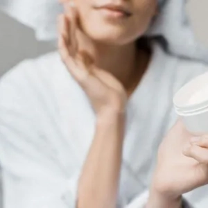 Krema za čišćenje lica: pregled popularnih marki, značajke primjene