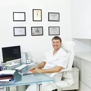 Švicarska sveučilišna klinika: povijest osnivanja, pregled odjela, kvalifikacije osoblja, pregledi pacijenata
