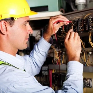 Sigurnost električara. Polaganje sigurnosnog ispita iz elektrotehnike. Dielektrični set alata